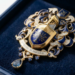 Значок герб пиджак. Изготовление ювелирных изделий фамильный герб.